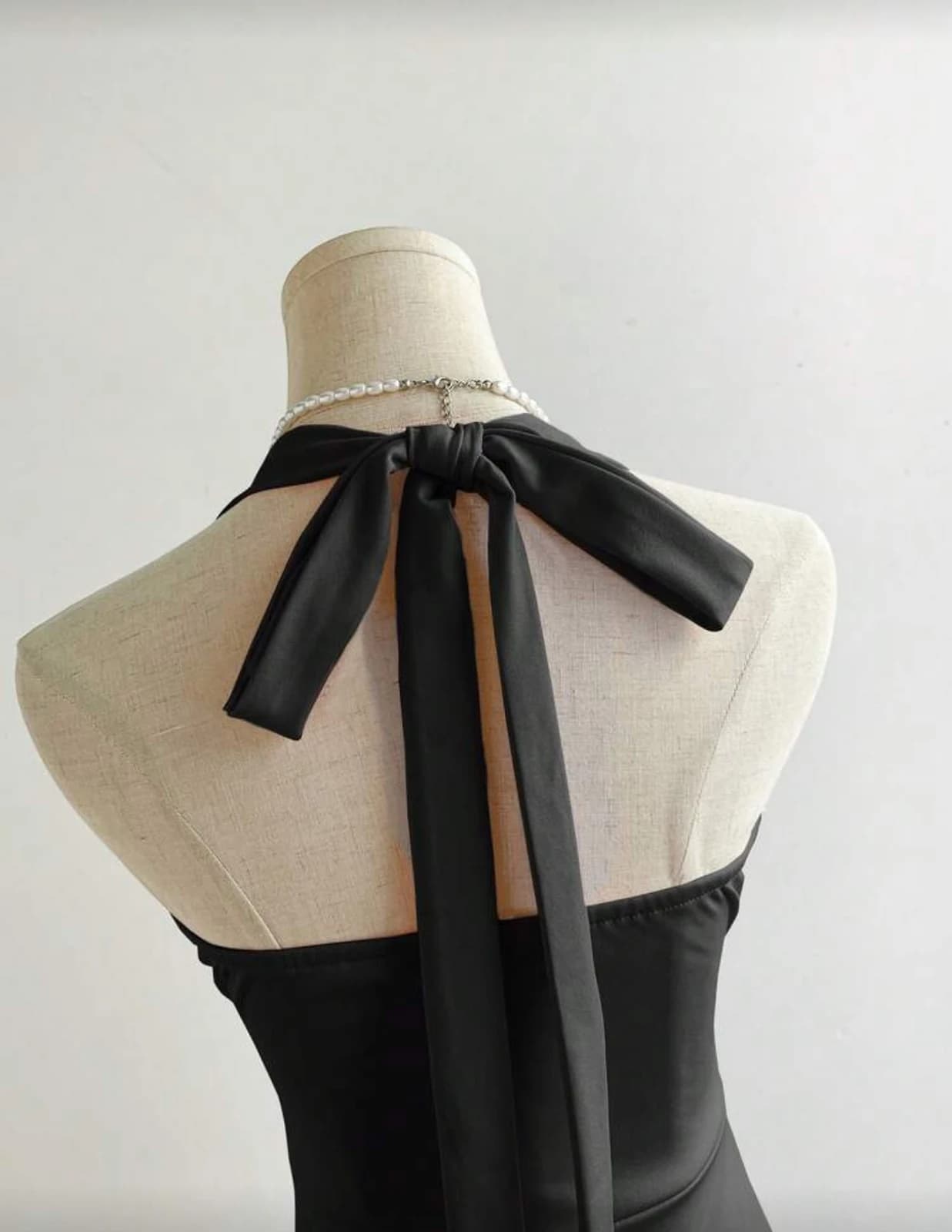 Elamini Mermaid Hem Midi Dress — detail view